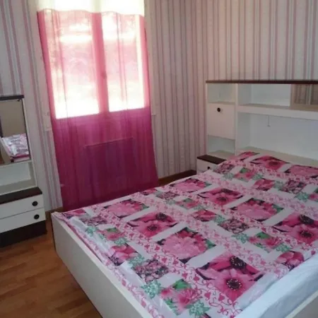 House - 4 Pers, 100 M2, 3/2 * Prayssac